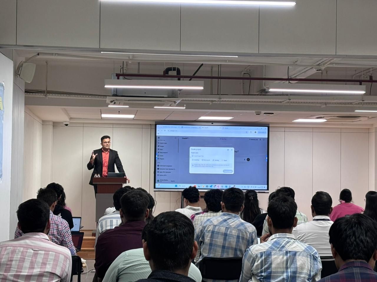 Akshat Kharbanda speaking